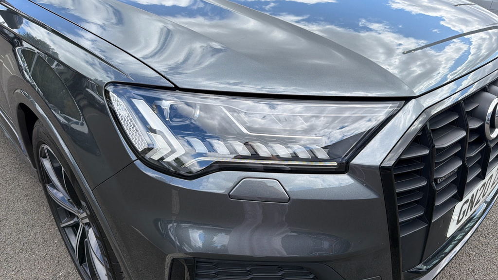 Audi Q7 Audi Q7 Black Edition 50 Tdi Quattro 286 Ps Tiptro White #38