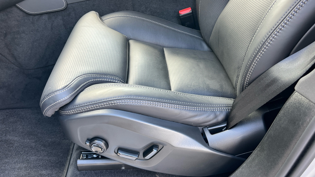 Volvo XC90 Plus, B5 Awd Mild Hybrid, Dark, 7 Seats Grey #38