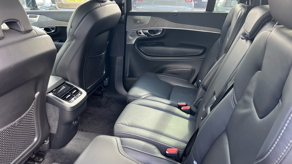 Volvo XC90 Plus, B5 Awd Mild Hybrid, Dark, 7 Seats Grey #13