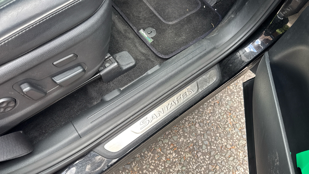 Hyundai Santa Fe 1.6 Tgdi Hybrid White #37