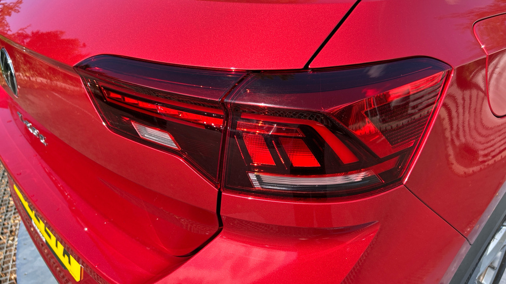 Volkswagen T-Roc 1.5 Tsi R-line Dsg Grey #31