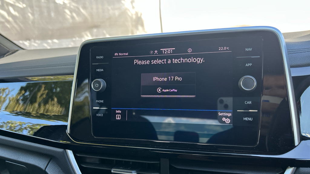 Volkswagen T-Roc 1.5 Tsi R-line Dsg Grey #69