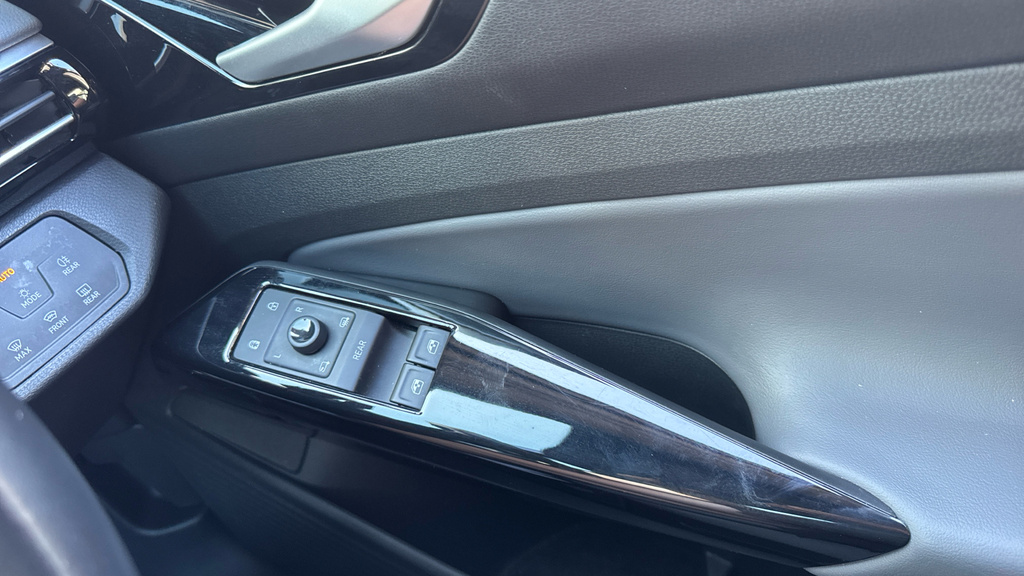 Volkswagen ID.4 109Kw Life Pure 52Kwh Grey #35