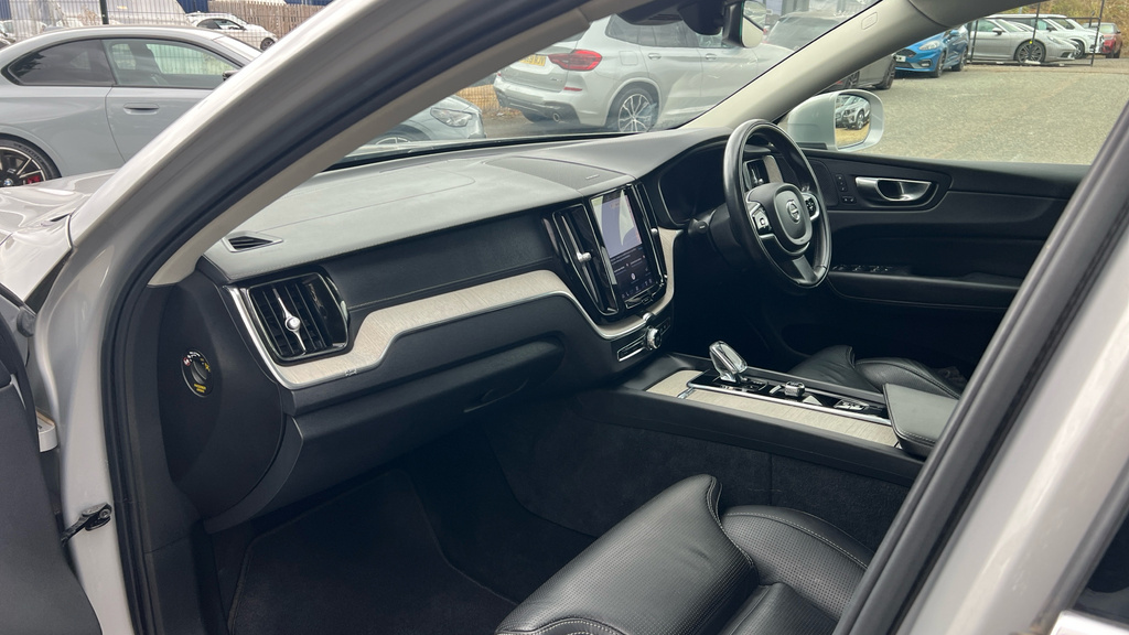 Volvo XC60 2.0 B4d Inscription Awd Geartronic #10