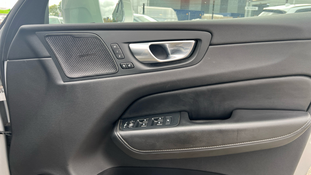 Volvo XC60 2.0 B4d Inscription Awd Geartronic #33