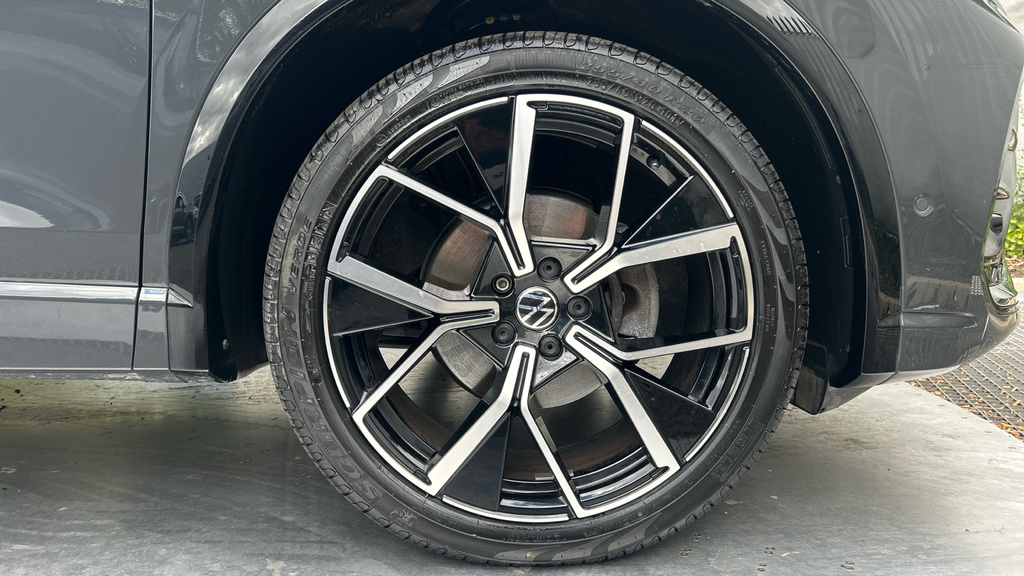 Volkswagen Tiguan 2.0 Tdi Elegance Dsg Grey #17