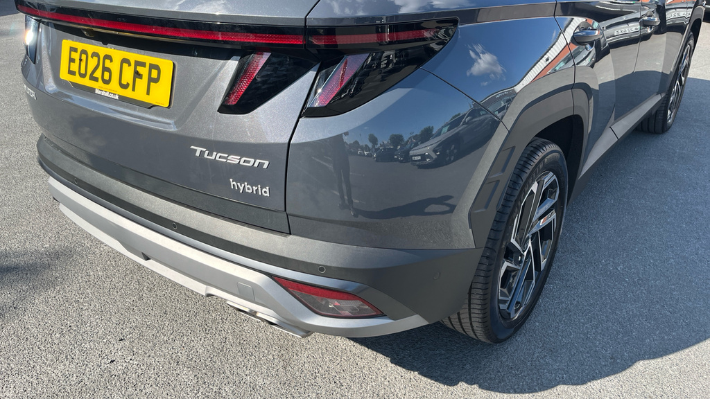 Hyundai Tucson 1.6T 150 N Line Edition White #37