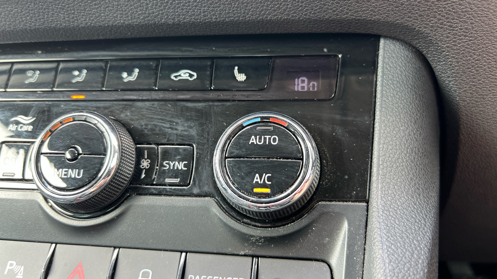 Skoda Karoq Karoq Se L Tdi Green #18