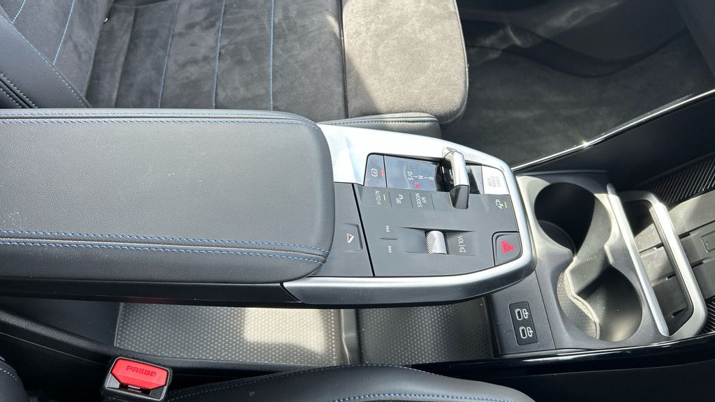 BMW 2 Series Active Tourer 1.5 225Xe 16.3Kwh Luxury Plug-in Dct 4Wd Blue #31