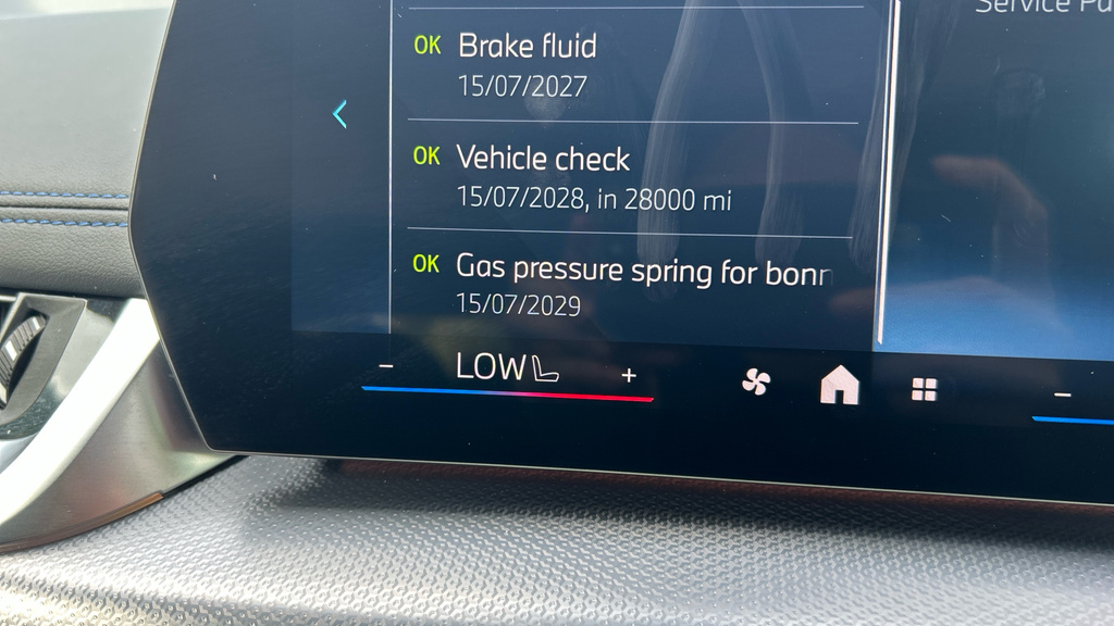 BMW 2 Series Active Tourer 1.5 225Xe 16.3Kwh Luxury Plug-in Dct 4Wd Blue #24