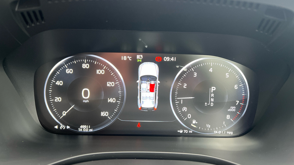 Volvo XC60 Suv 2.0 D4 R-design Pro Awd Euro 6 Ss Red #17