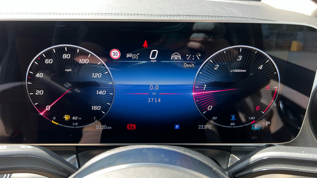 Mercedes-Benz V Class V300 D Premium Amg Line 9G-tronic Extra Long Grey #32