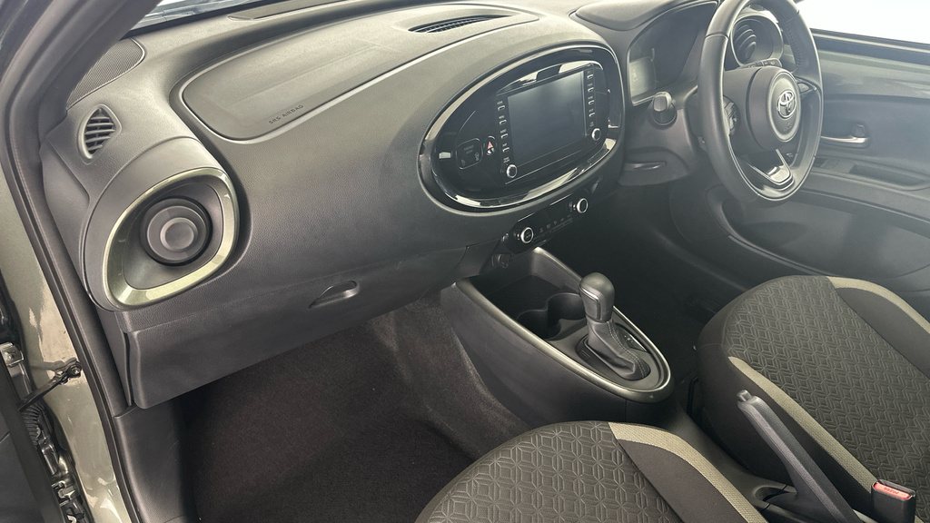 Toyota Aygo X 1.0 Vvt-i Edge Black #10