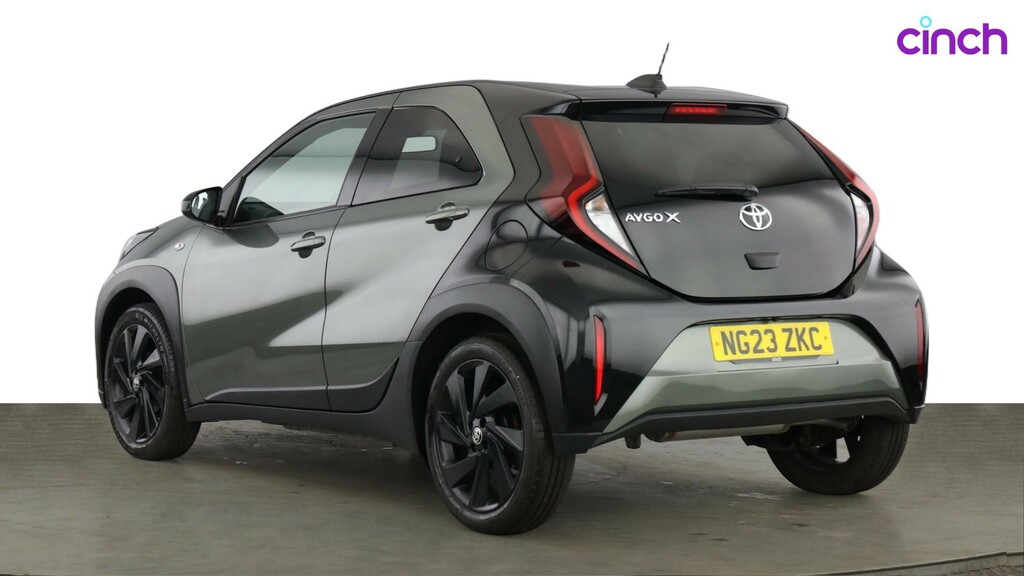 Toyota Aygo X 1.0 Vvt-i Edge Black #5