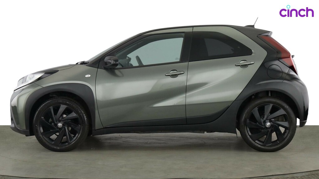Toyota Aygo X 1.0 Vvt-i Edge Black #6