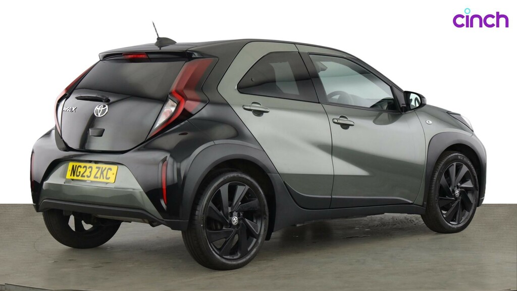 Toyota Aygo X 1.0 Vvt-i Edge Black #3