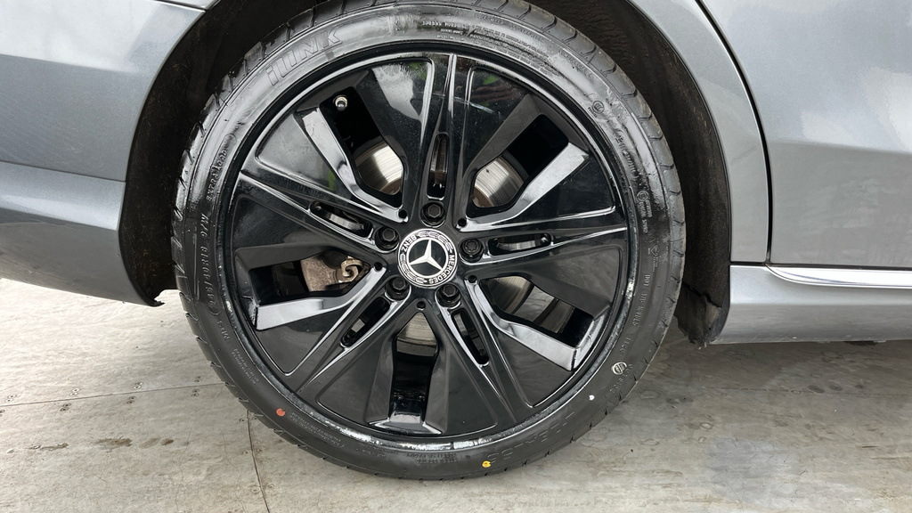 Mercedes-Benz C Class C300d Amg Line Premium Plus 9G-tronic Black #24