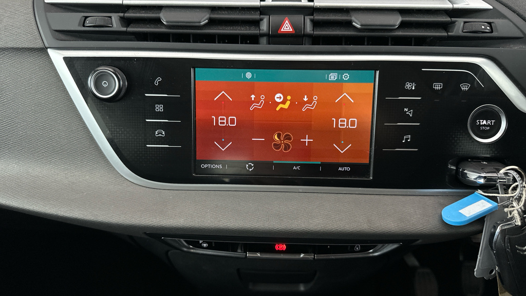 Citroen C4 SpaceTourer 1.2 Puretech 130 Flair Estate White #14