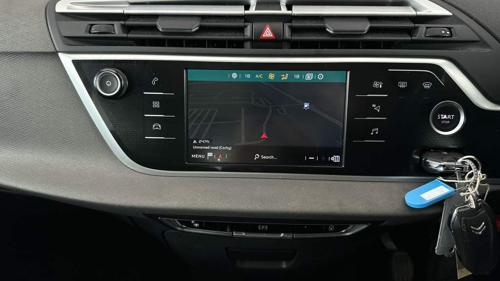 Citroen C4 SpaceTourer 1.2 Puretech 130 Flair Estate White #19