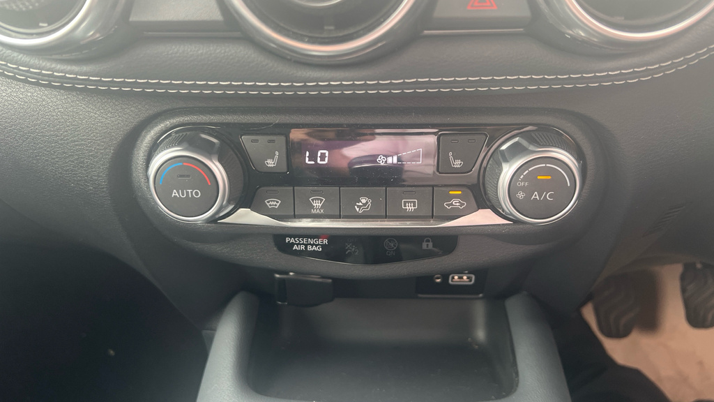 Nissan Juke 1.0 Dig-t 114 Tekna Red #33