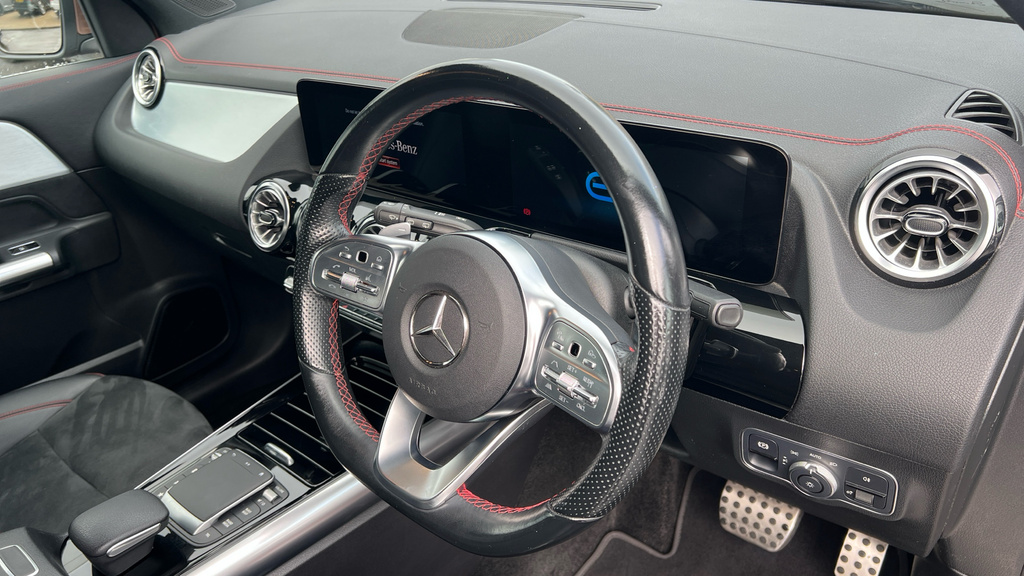 Mercedes-Benz EQA Eqa 250 140Kw Amg Line 66.5Kwh Black #9