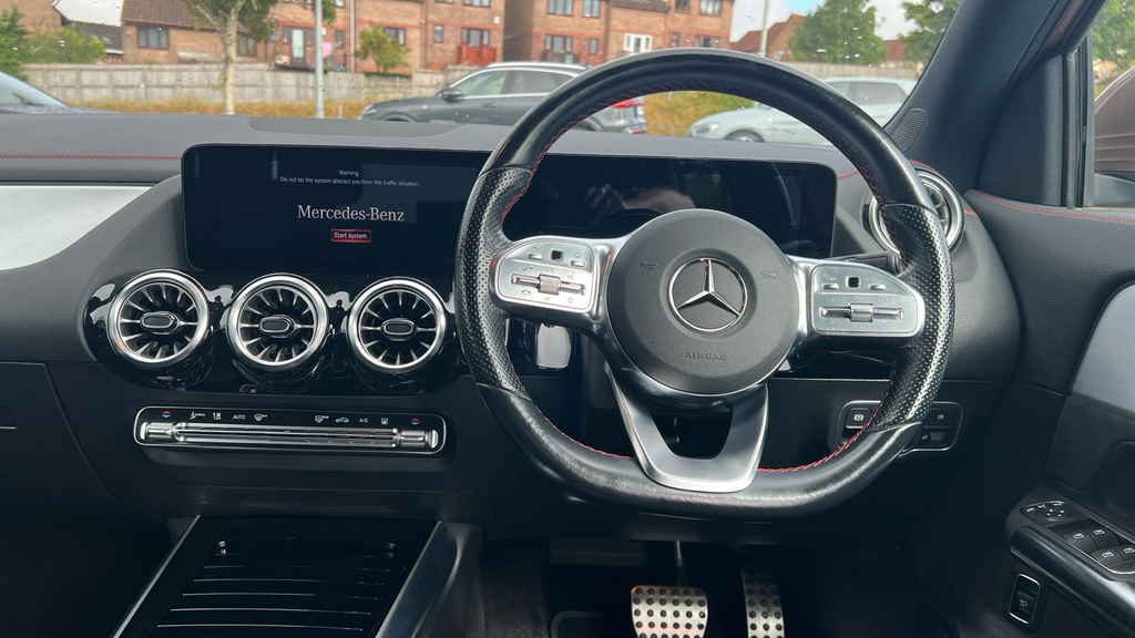 Mercedes-Benz EQA Eqa 250 140Kw Amg Line 66.5Kwh Black #11