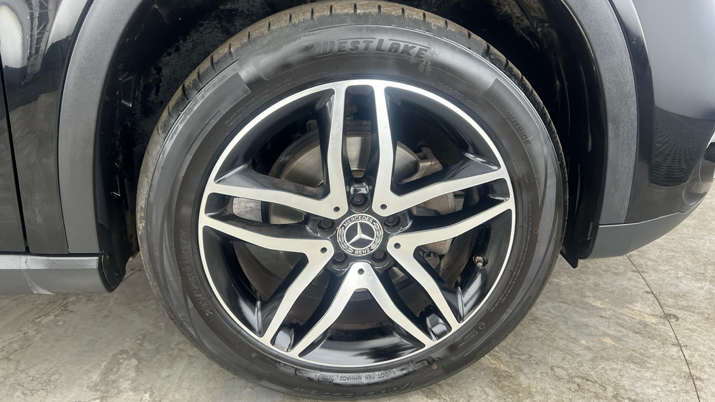 Mercedes-Benz GLA Class 1.6 Gla180 Amg Line Edition 7G-dct Euro 6 Ss Black #26