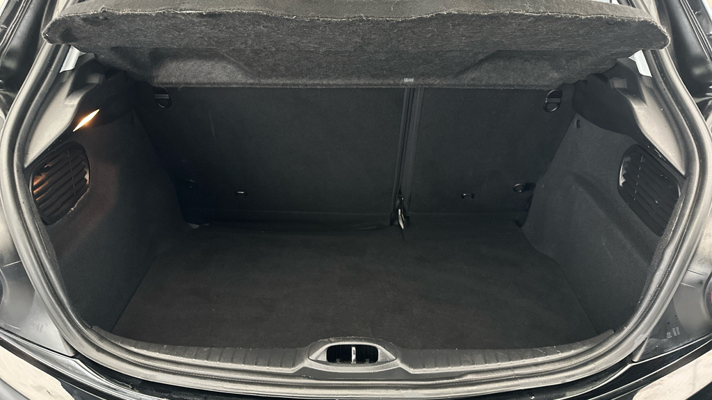 Peugeot 208 1.2 Puretech Allure Euro 6 Black #18