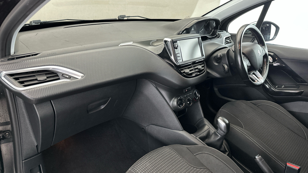 Peugeot 208 1.2 Puretech Allure Euro 6 Black #11