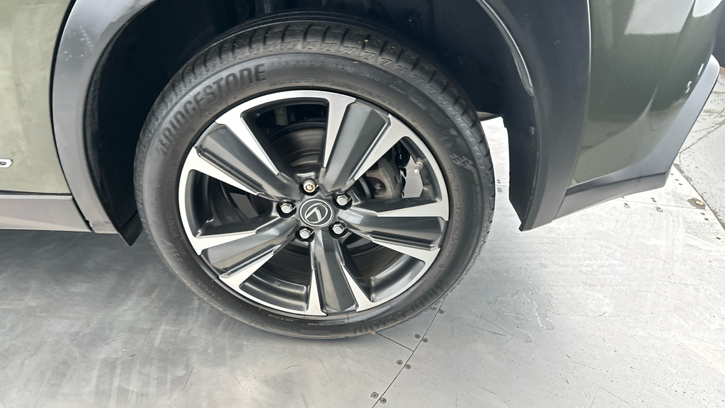 Lexus UX Ux 250H Takumi 4X2 Cvt Grey #24