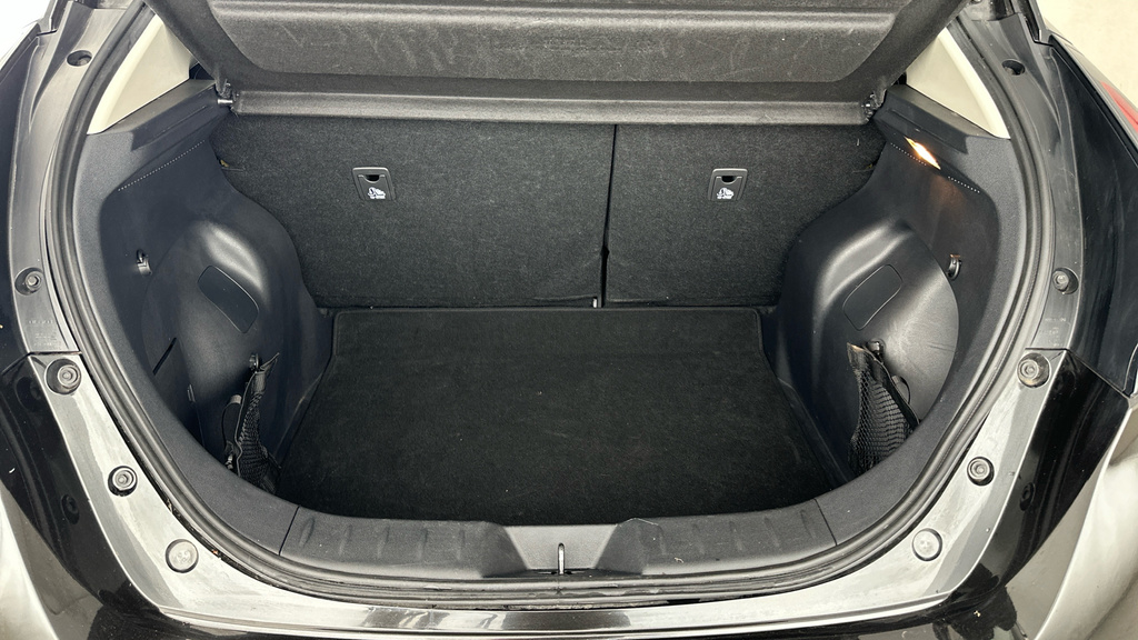 Nissan Leaf 39Kw N-connecta With Sat Nav And 360 View Cam Grey #21