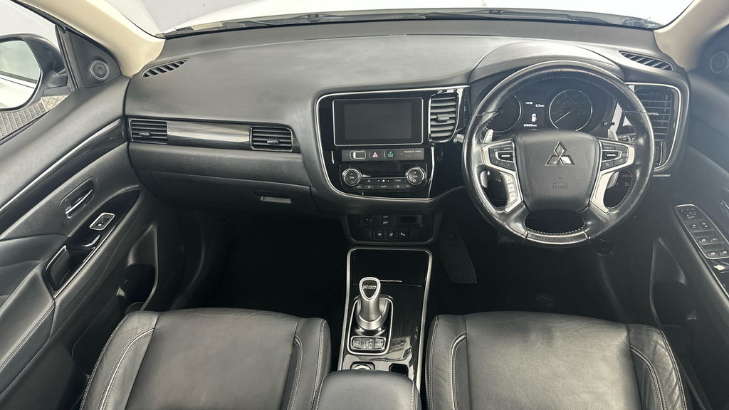 Mitsubishi Outlander 2.0 Phev Gx5h Estate Red #13