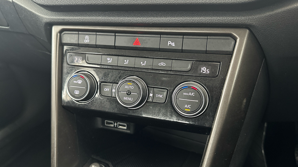Volkswagen T-Roc T-roc Design Tsi Blue #11