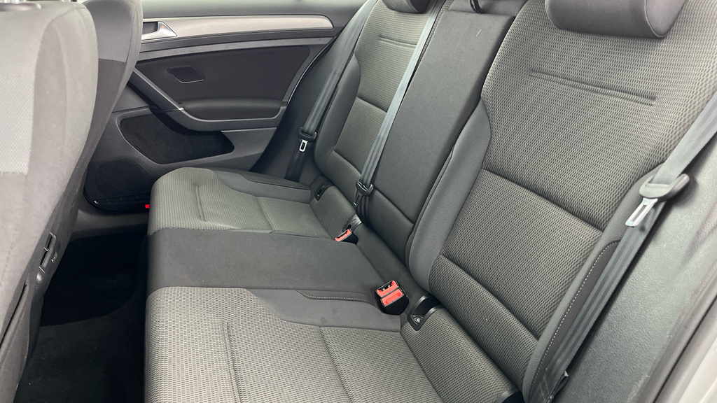 Volkswagen Golf 1.6 Tdi Se Hatchback Euro 6 Ss Silver #24