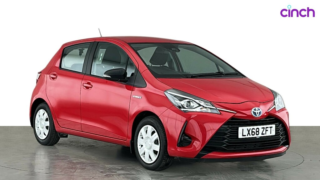 Toyota Yaris 1.5 Hybrid Icon Tech Cvt White #1