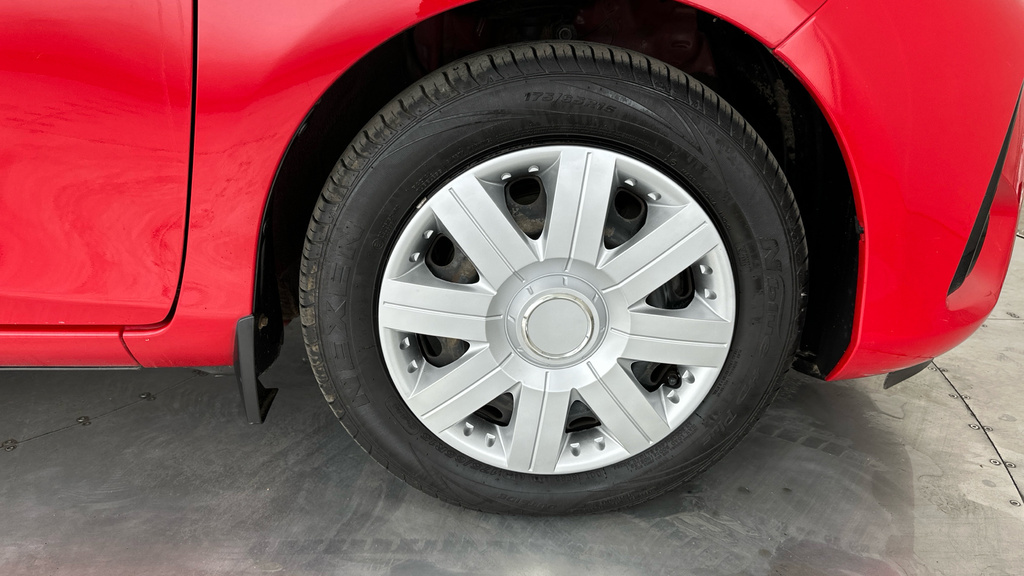 Toyota Yaris 1.5 Hybrid Icon Tech Cvt White #21