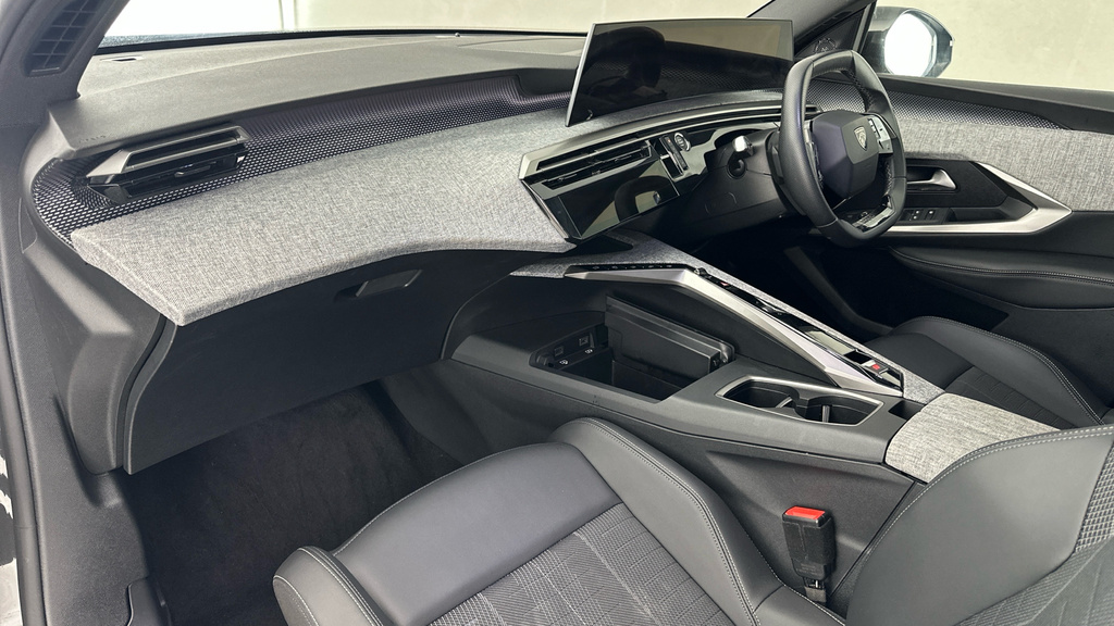 Peugeot 5008 1.2 Hybrid 145 Gt E-dsc6 White #14