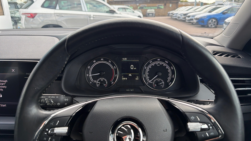 Skoda Kamiq Monte Carlo Black #13