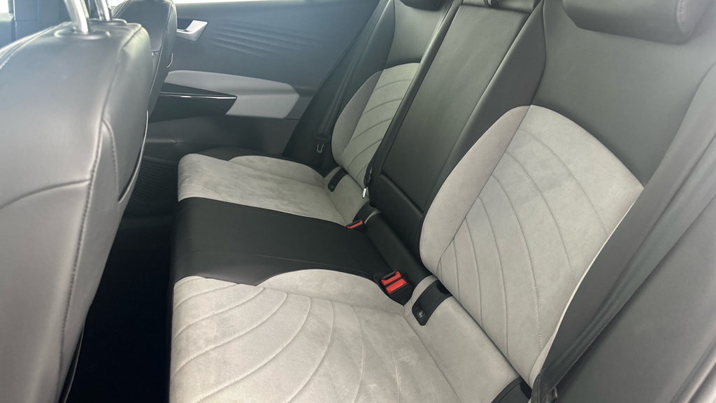 Volkswagen ID.3 150Kw Family Pro Performance 58Kwh Black #25