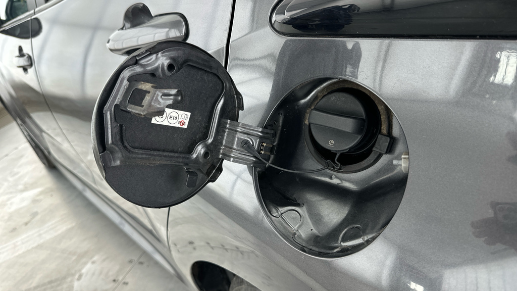 Toyota Yaris 1.5 Vvt-h Dynamic E-cvt Euro 6 Ss  #23