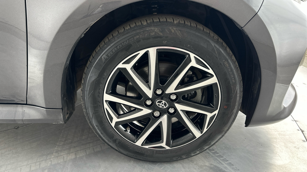 Toyota Yaris 1.5 Vvt-h Dynamic E-cvt Euro 6 Ss  #22