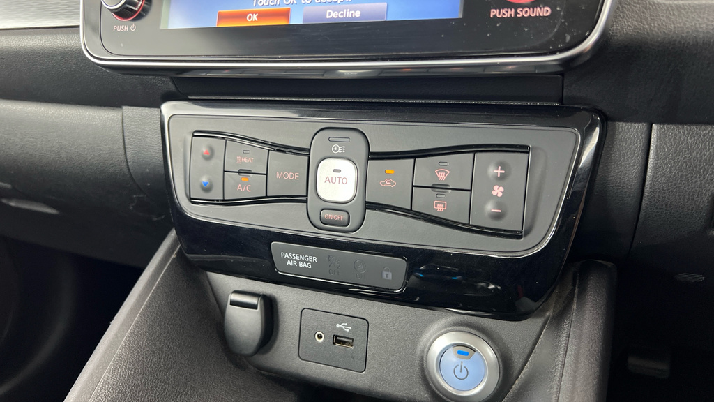 Nissan Leaf 40Kwh Tekna Cwvehiclemarketing Silver #11