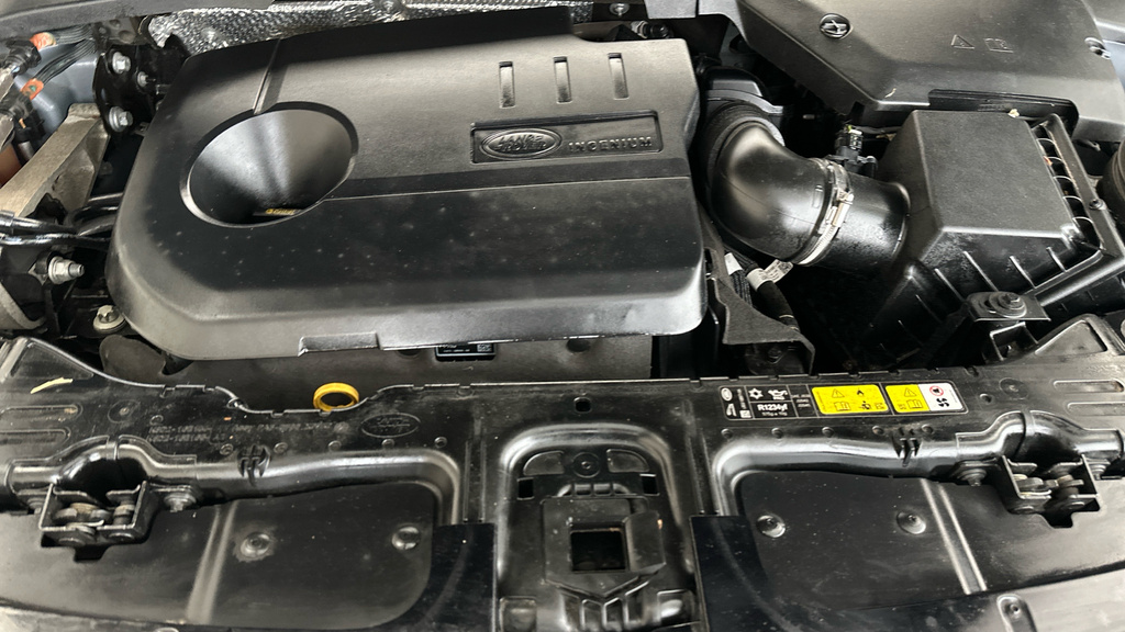 Land Rover Range Rover Evoque 1.5 P300e 12.2Kwh R-dynamic Se Suv Plug Black #22