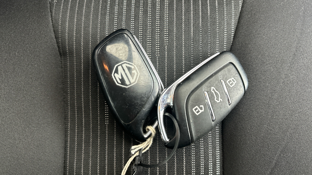 MG MG5 61.1Kwh Exclusive Estate 156 Ps  #9