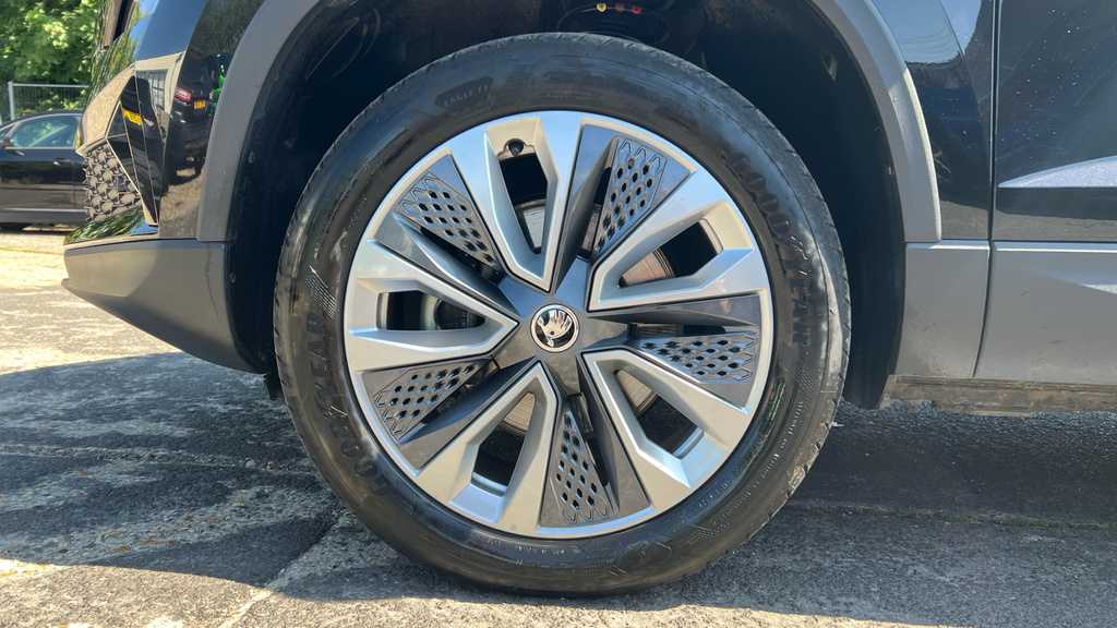 Skoda Karoq Se L Edition 1.5 Tsi 150 Ps Dsg Silver #31