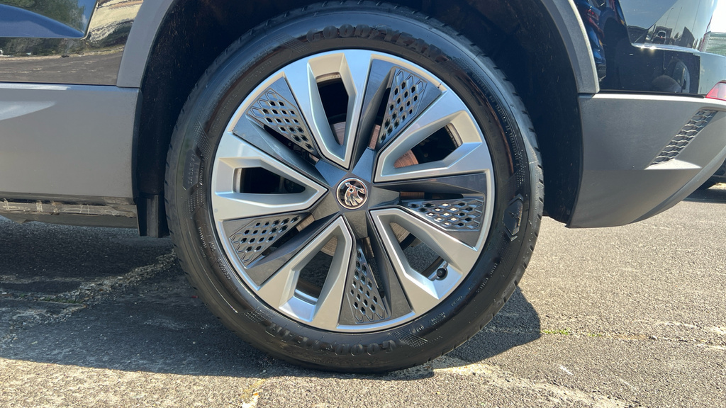 Skoda Karoq Se L Edition 1.5 Tsi 150 Ps Dsg Silver #30
