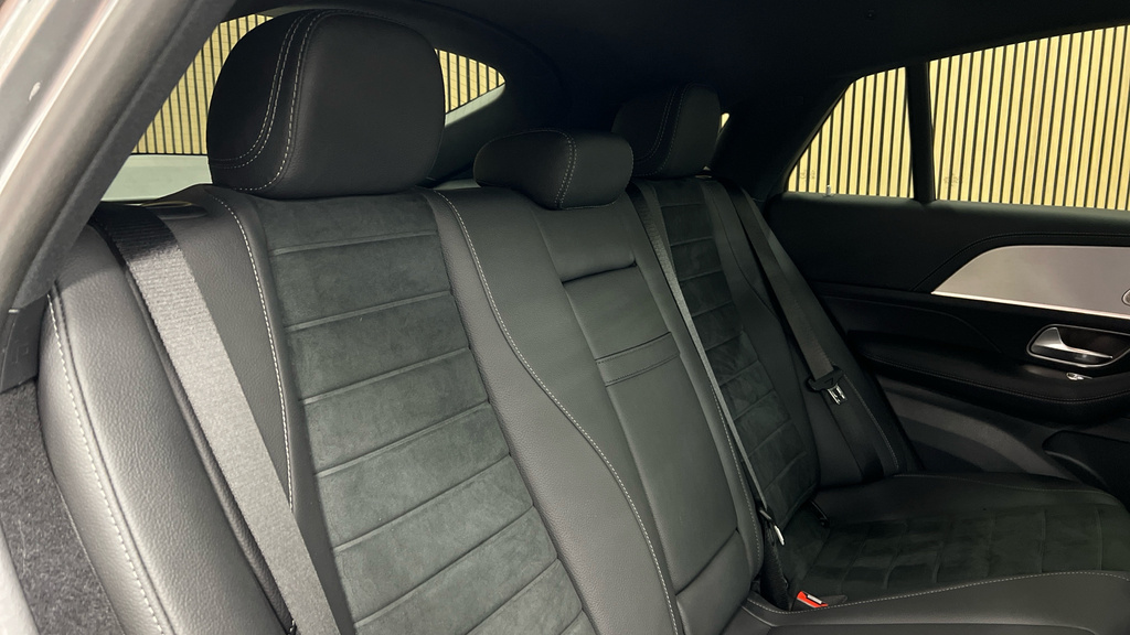 Mercedes-Benz GLE Coupe Gle 450D 4Matic Amg Line Premium Plus Coupe Black #26