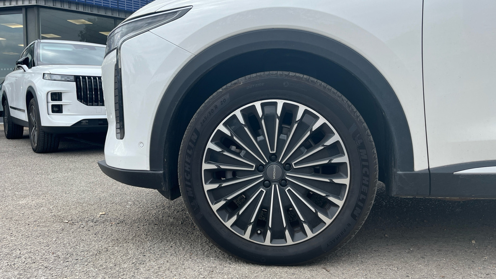 Omoda 9 1.5T Shs 34.46Kwh Noble Suv Plug In Hyb Black #17