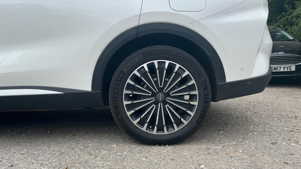 Omoda 9 1.5T Shs 34.46Kwh Noble Suv Plug In Hyb Black #18