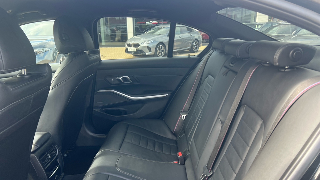BMW 3 Series Bmw Saloon 330E Xdrive M Sport Step Blue #20